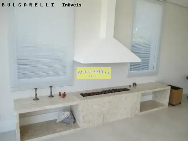 Casa com 1100m² 3 quartos e 5 banheiros, à venda, no bairro Cidade Santos Dumont em Jundiaí