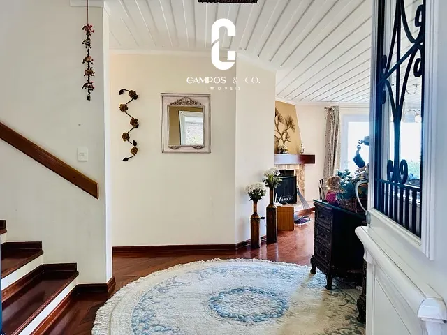 Casa com 1434m² 4 quartos e 5 banheiros, à venda, no bairro Condomínio Pedra do Fogo em Campos do Jordão