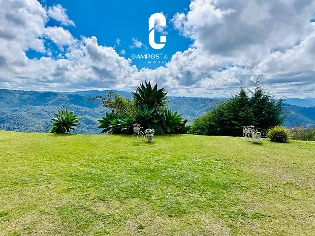 Casa com 1434m² 4 quartos e 5 banheiros, à venda, no bairro Condomínio Pedra do Fogo em Campos do Jordão