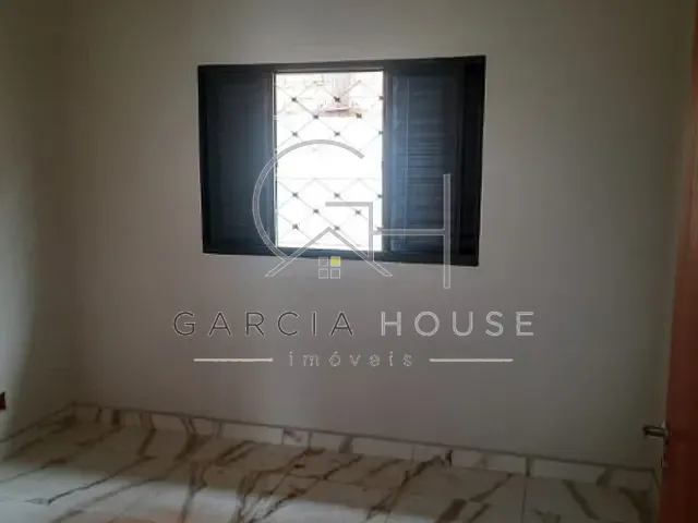 Casa com 160m² 2 quartos e 1 banheiro, à venda, no bairro Parque das Oliveiras II em Ribeirão Preto