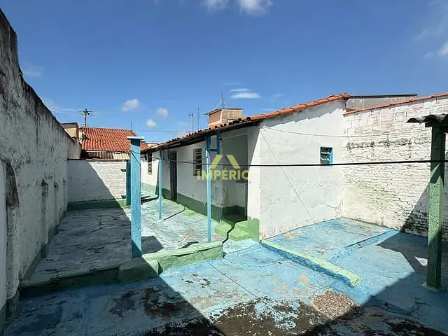 Casa com 247m² 4 quartos e 2 banheiros, à venda, no bairro Vila Nova em Salto
