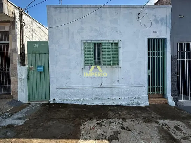 Casa com 247m² 4 quartos e 2 banheiros, à venda, no bairro Vila Nova em Salto