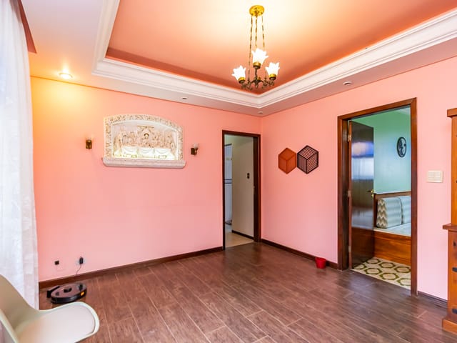 Casa com 224m² 4 quartos e 3 banheiros, à venda, no bairro Jardim das Américas em Curitiba