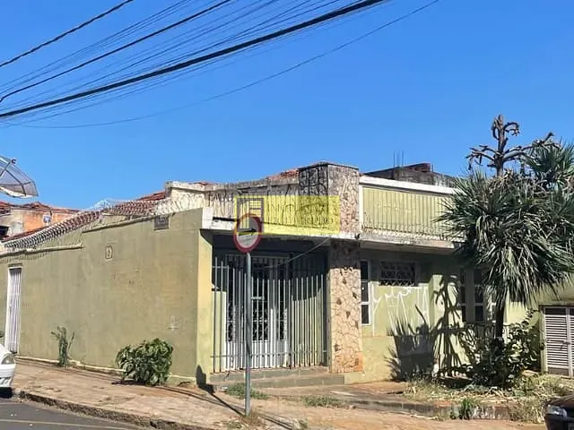 Casa com 205m² 3 quartos e 1 banheiro, à venda, no bairro Vila Santa Cruz em São José do Rio Preto