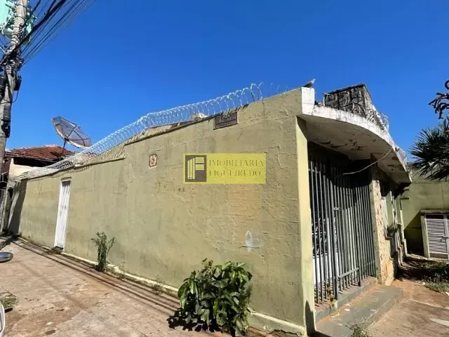 Casa com 205m² 3 quartos e 1 banheiro, à venda, no bairro Vila Santa Cruz em São José do Rio Preto