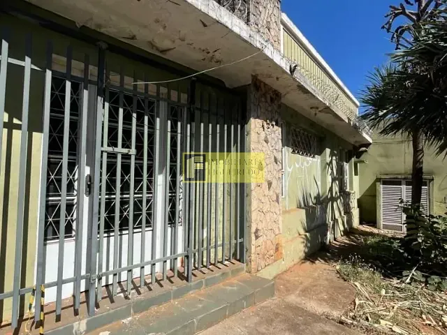 Casa com 205m² 3 quartos e 1 banheiro, à venda, no bairro Vila Santa Cruz em São José do Rio Preto