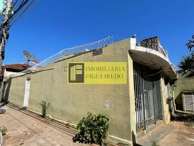 Casa com 205m² 3 quartos e 1 banheiro, à venda, no bairro Vila Santa Cruz em São José do Rio Preto