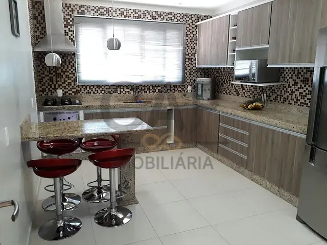 Casa com 280m² 3 quartos e 2 banheiros, à venda, no bairro Jardim Alice em Jaguariúna