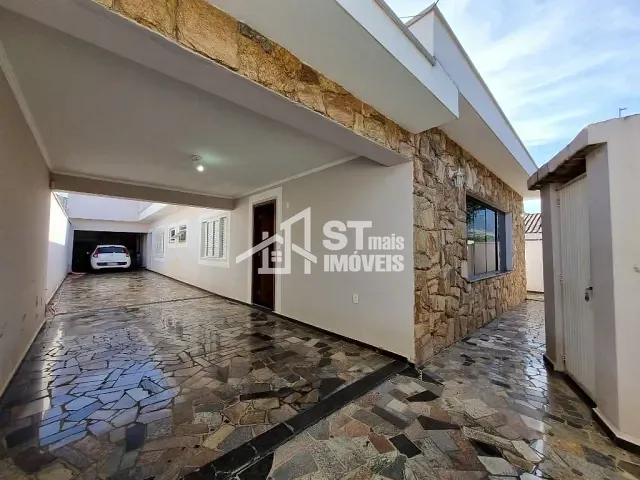 Casa com 300m² 3 quartos e 3 banheiros, à venda, no bairro Jardim Portal Sol em Andradas