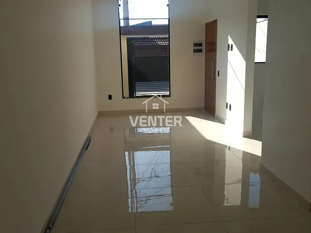 Casa com 150m² 3 quartos e 2 banheiros, à venda, no bairro Jardim Gurilândia em Taubaté