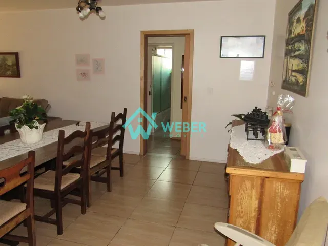 Casa com 177m² 3 quartos e 2 banheiros, à venda, no bairro São José em Novo Hamburgo