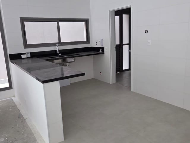 Casa 3 quartos e 5 banheiros, à venda, no bairro Tamboré em Barueri