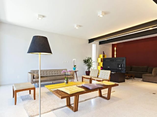 Casa com 581m² 3 quartos e 5 banheiros, à venda, no bairro Vila Madalena em São Paulo