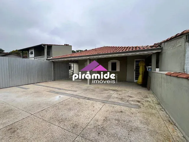 Casa 3 quartos e 2 banheiros, para alugar, no bairro Alto da Ponte em São José dos Campos
