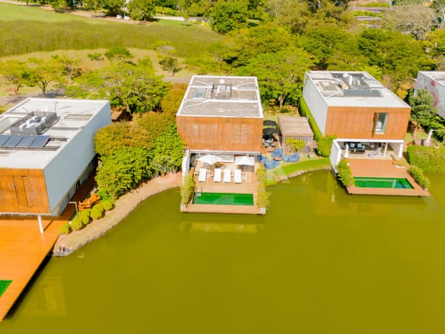 Casa com 800m² 4 quartos e 6 banheiros, à venda, no bairro Porto Feliz em Porto Feliz