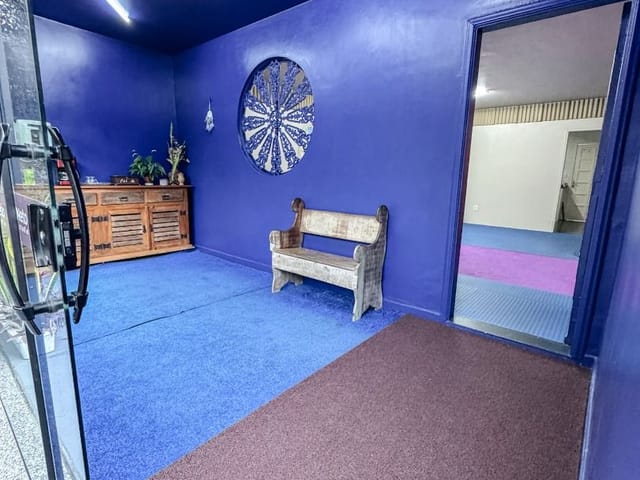 Casa com 450m² 2 quartos e 3 banheiros, à venda, no bairro Glória em Macaé