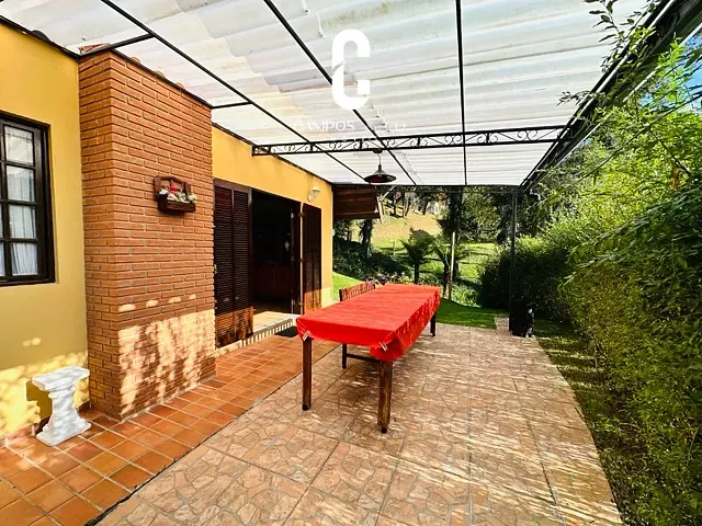 Casa com 1150m² 3 quartos e 4 banheiros, à venda, no bairro Residencial dos Lagos em Campos do Jordão