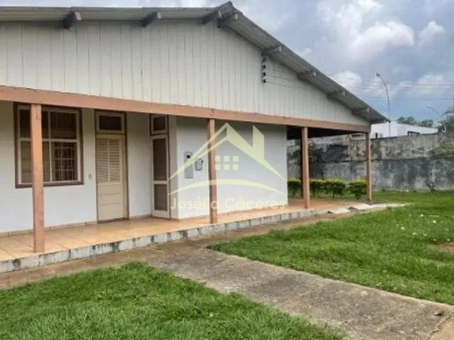 Casa 4 quartos e 3 banheiros, à venda, no bairro Bom Clima em Chapada dos Guimarães