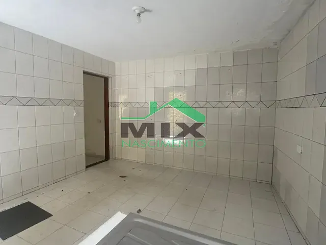 Casa com 45m² 1 quarto e 1 banheiro, para alugar, no bairro Taboão em São Bernardo do Campo