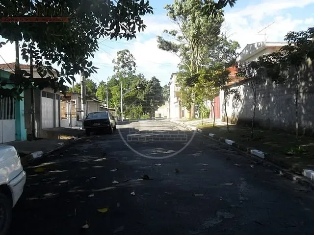 Casa com 300m² 2 quartos e 1 banheiro, à venda, no bairro Jardim Aladim em São Paulo