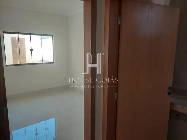 Casa com 206m² 3 quartos e 3 banheiros, à venda, no bairro Jardim Buriti Sereno em Aparecida de Goiânia