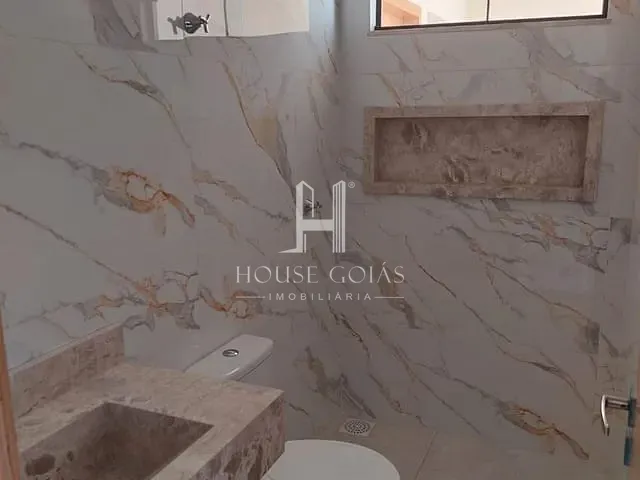 Casa com 206m² 3 quartos e 3 banheiros, à venda, no bairro Jardim Buriti Sereno em Aparecida de Goiânia