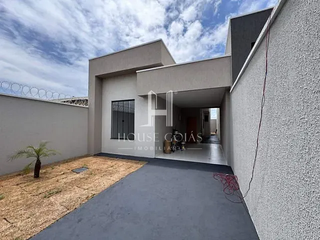 Casa com 203m² 3 quartos e 2 banheiros, à venda, no bairro Jardim Buriti Sereno em Aparecida de Goiânia