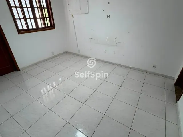 Casa com 150m² 3 quartos e 3 banheiros, para alugar, no bairro Maria Paula em Niterói
