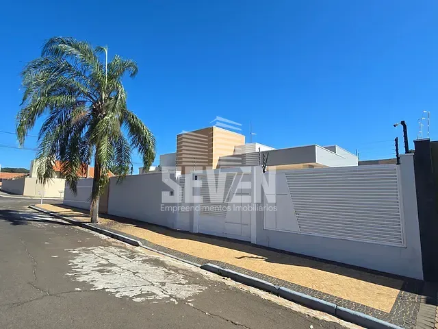 Casa 3 quartos e 3 banheiros, à venda, no bairro Jardim Márcia I em Agudos