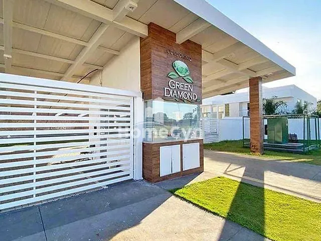 Casa com 360m² 4 quartos e 4 banheiros, à venda, no bairro Santa Genoveva em Goiânia
