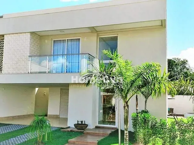 Casa com 360m² 4 quartos e 4 banheiros, à venda, no bairro Santa Genoveva em Goiânia
