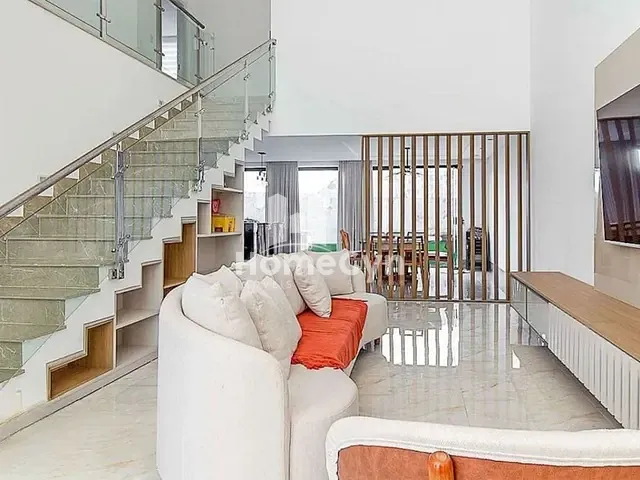 Casa com 360m² 4 quartos e 4 banheiros, à venda, no bairro Santa Genoveva em Goiânia