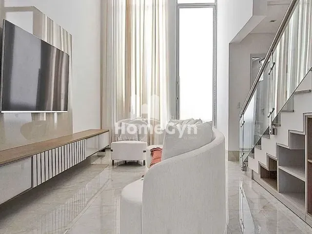 Casa com 360m² 4 quartos e 4 banheiros, à venda, no bairro Santa Genoveva em Goiânia
