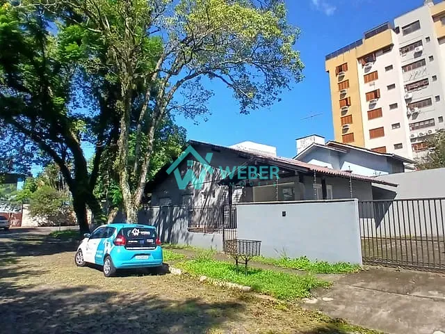 Casa 3 quartos e 2 banheiros, para alugar, no bairro Vila Nova em Novo Hamburgo