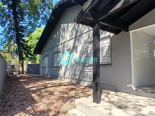 Casa 3 quartos e 2 banheiros, para alugar, no bairro Vila Nova em Novo Hamburgo