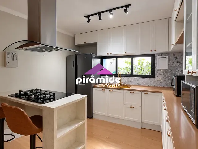 Casa com 151m² 3 quartos e 2 banheiros, à venda, no bairro Conjunto Residencial Trinta e Um de Março em São José dos Campos