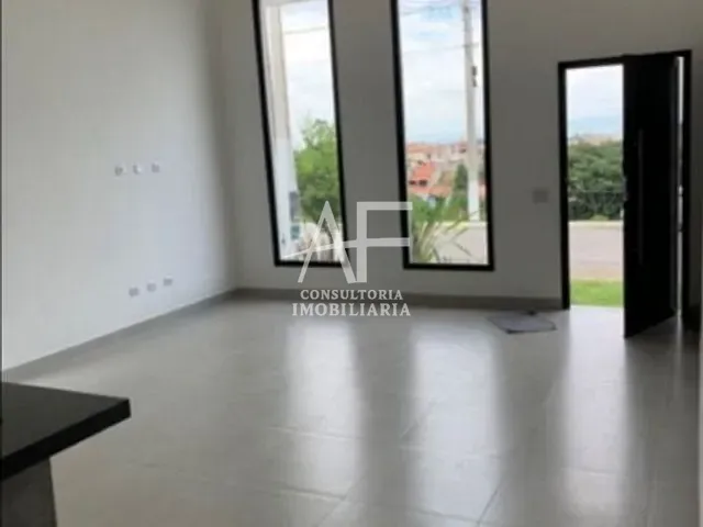 Casa com 250m², à venda, no bairro Reserva do Vale em Caçapava