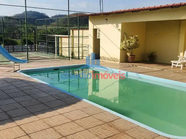 Casa com 808m² 3 quartos e 3 banheiros, à venda, no bairro Colônia Santo Antônio em Barra Mansa