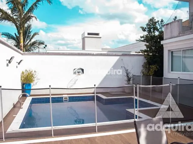 Casa 3 quartos e 4 banheiros, à venda, no bairro Estrela em Ponta Grossa