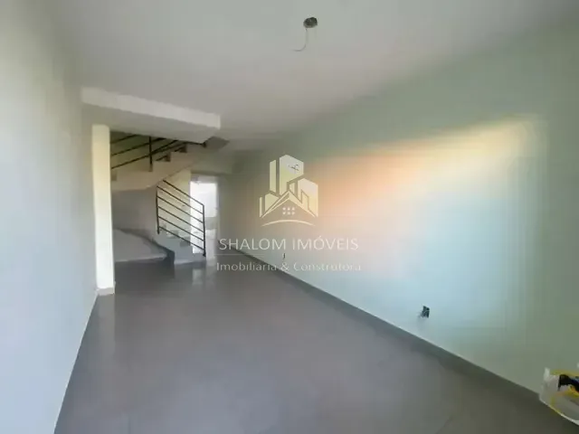 Casa 2 quartos e 3 banheiros, à venda, no bairro Jardim Leblon em Belo Horizonte