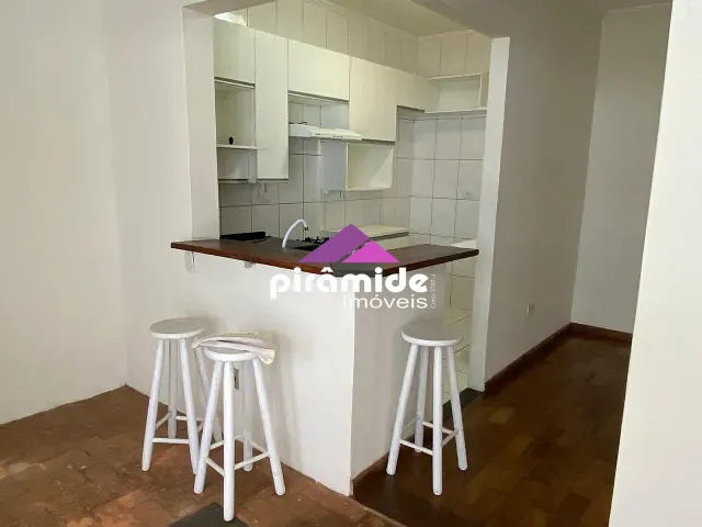 Casa 2 quartos e 2 banheiros, à venda, no bairro Jardim Marcondes em Jacareí