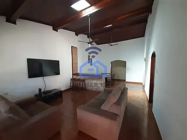 Casa com 360m² 3 quartos e 2 banheiros, à venda, no bairro Pontal de Santa Marina em Caraguatatuba