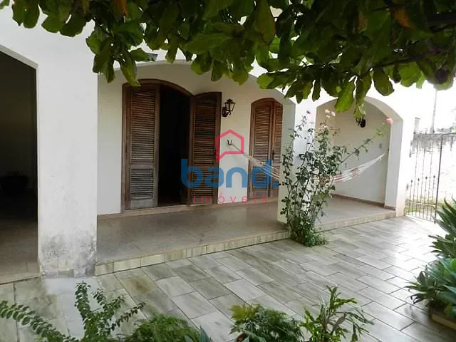 Casa com 447m² 3 quartos e 2 banheiros, à venda, no bairro Centro em Porto Feliz