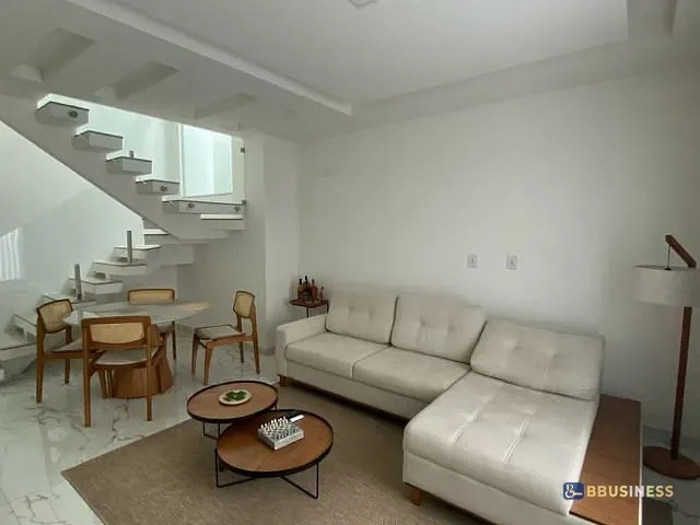 Casa com 190m² 3 quartos e 3 banheiros, à venda, no bairro Parque Tarcisio Miranda em Campos dos Goytacazes