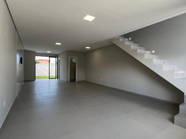 Casa com 132m² 3 quartos e 2 banheiros, à venda, no bairro Ingleses do Rio Vermelho em Florianópolis