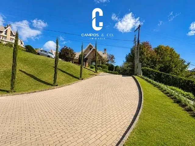 Casa com 1188m² 4 quartos e 7 banheiros, à venda, no bairro Recanto do Fojo em Campos do Jordão