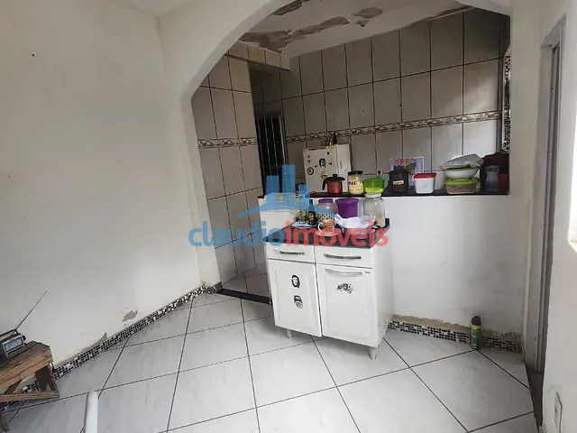 Casa com 474m² 4 quartos e 2 banheiros, à venda, no bairro Roselândia em Barra Mansa