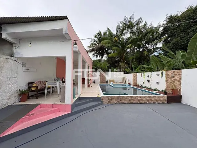 Casa com 781m² 6 quartos e 5 banheiros, para alugar, no bairro Acajutiba em Camaçari