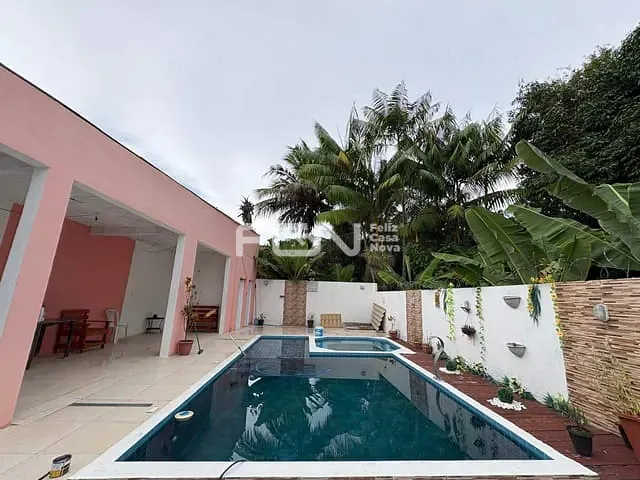 Casa com 781m² 6 quartos e 5 banheiros, para alugar, no bairro Acajutiba em Camaçari