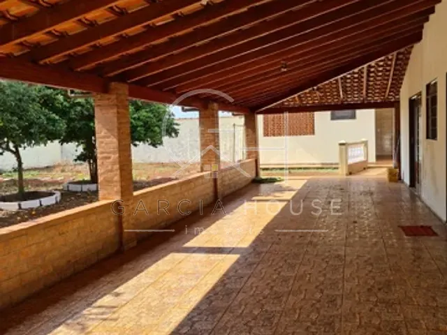 Casa com 637m² 1 quarto e 1 banheiro, à venda, no bairro Jardim Maria Regina em Jardinópolis